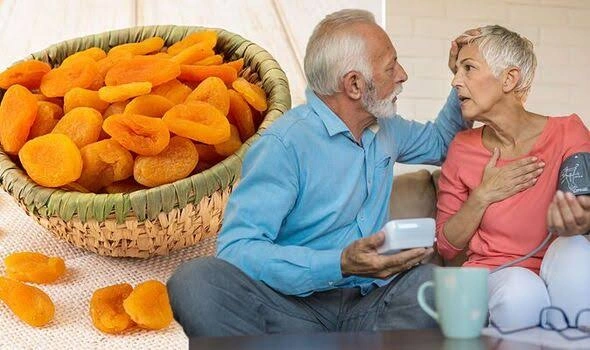 میوه خشک برای افرادی دیابتی و سالمند
